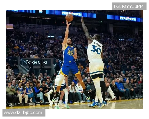 勇士与骑士2016年总决赛第七场巅峰对决回顾与精彩瞬间解析 勇士与骑士2016年总决赛第七场巅峰对决回顾与精彩瞬间解析