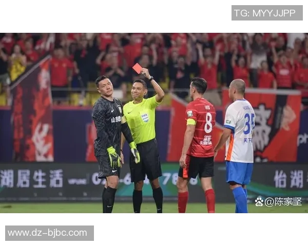 申述无效！特谢拉向对手吐口水查无实据，足协评议确定不是红牌